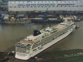 2002-06-05 smart & Werft Papenburg