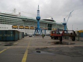 2002-06-05 smart & Werft Papenburg