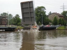 2002-06-05 smart & Werft Papenburg